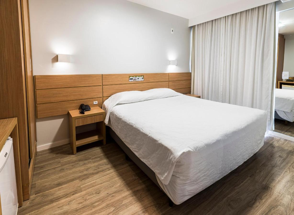 Tropikalya Gold Hotel Balneário Camboriú Exteriör bild