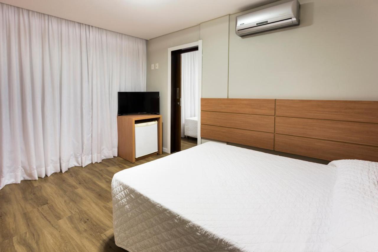 Tropikalya Gold Hotel Balneário Camboriú Exteriör bild